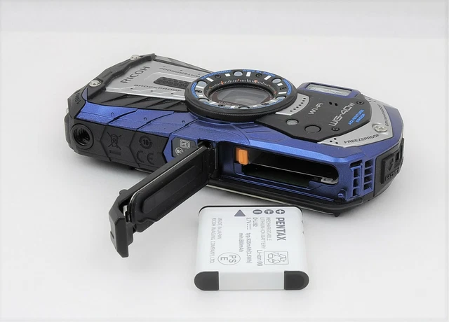 【Near Mint】RICOH Waterproof digital camera RICOH WG-40 Blue  From Japan 6