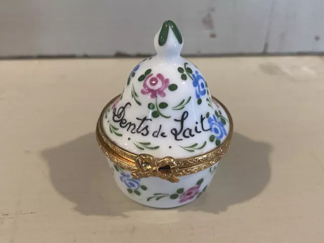 LIMOGES FRANCE Floral Flowers Hinged Trinket Box Ring Hand-painted Peint Main