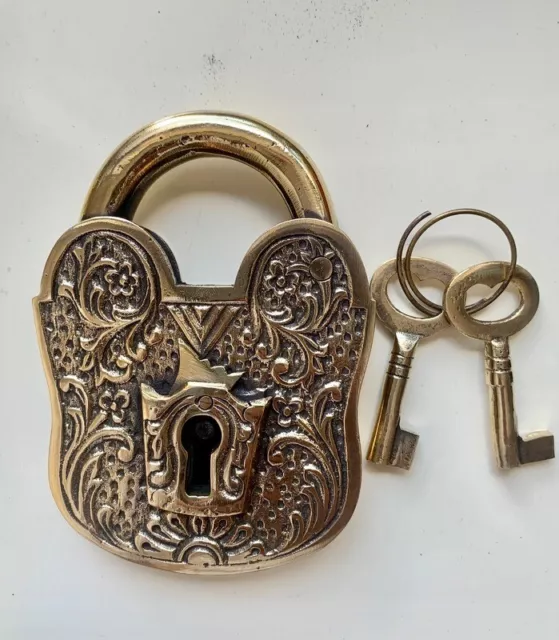 large PADLOCK engrave large Vintage old stye padlock solid brass keys heavy 5" B