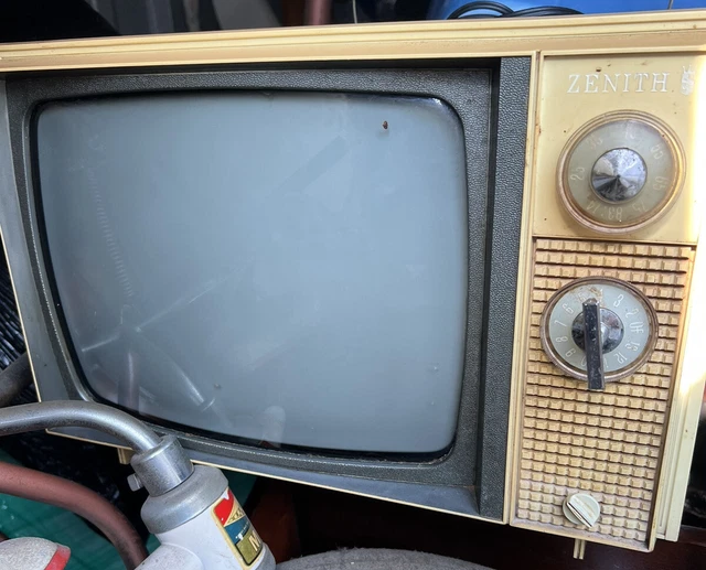 VINTAGE 13& CRT and Tubes Portable Zenith TV model A1331 79.00 PicClick