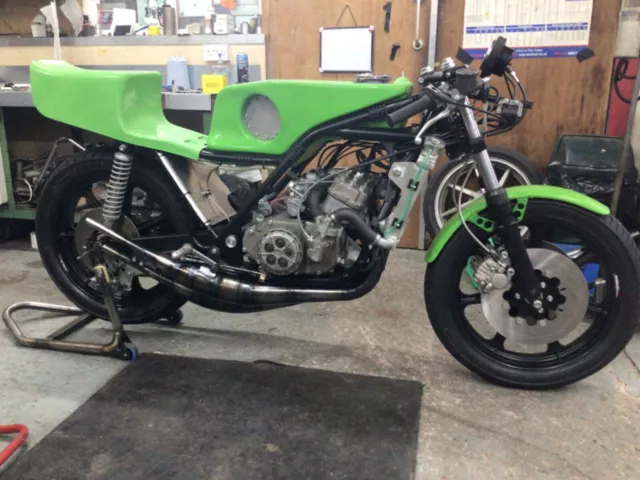 Kawasaki H1rw 500 triple 2