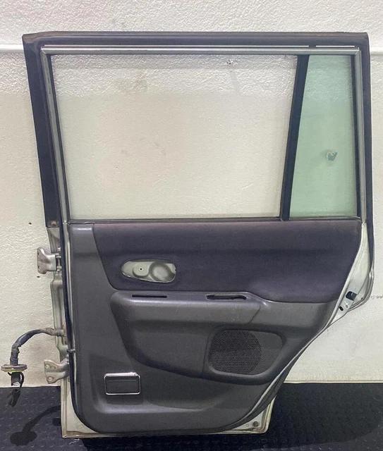 Poignée Coffre Arrière Mitsubishi Pajero Montero 1992-2006 - Remplacement Direct OEM - 10