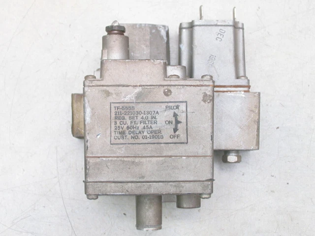 Used Essex TF-555SW HVAC Furnace Gas Valve - 211-221030-1314B