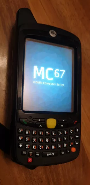 Escáner de códigos de barras Motorola MC67 MC67NA-PDADAA00500 QWERTY 1D/2D PDA ANDROID 4.1