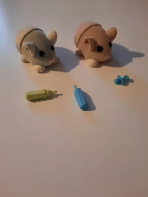 Cepia 2009 Zhu Zhu Pets Babies Roller Ball Flocked Baby Hamsters 2 W/ACCESSORIES