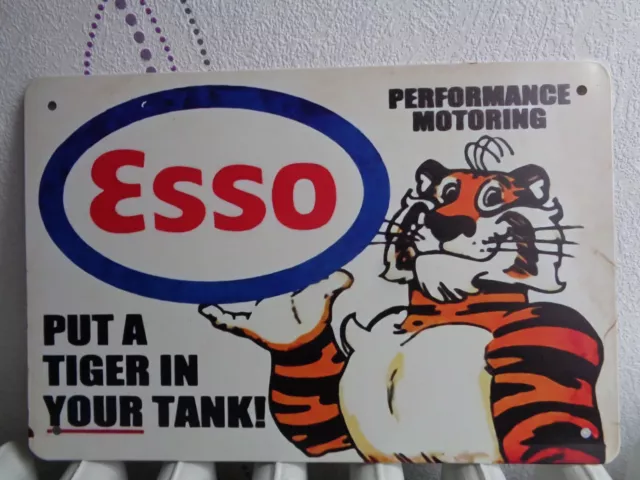 Tole Metal Esso Tigre 20 X 30 Cms Non Plaque Emaillee Ancienne