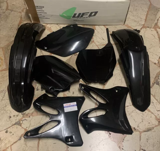 KIT Plastiche UFO Plast Yamaha YZ 125 / 250 cc 2013/2014 - Nero