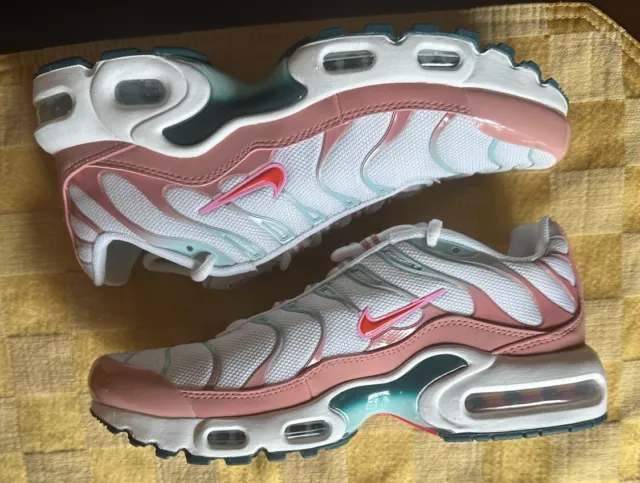 Size 5.5Y / 7W Nike Air Max Plus CD0609-110 - New No box - All Day Comfort!! 2