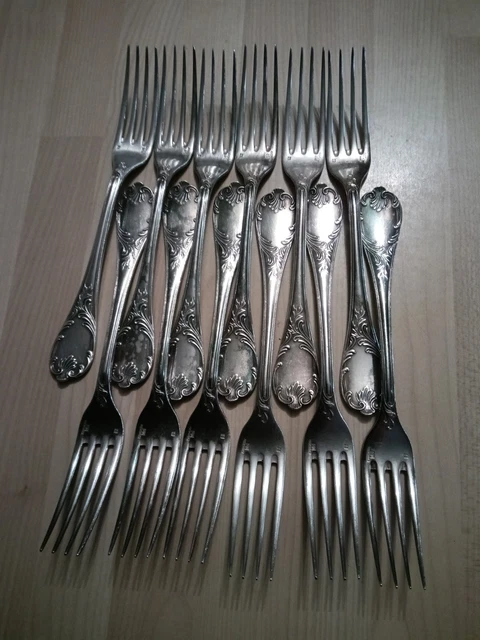 CHRISTOFLE 12 fourchettes de table modèle rubans croisés état neuf
