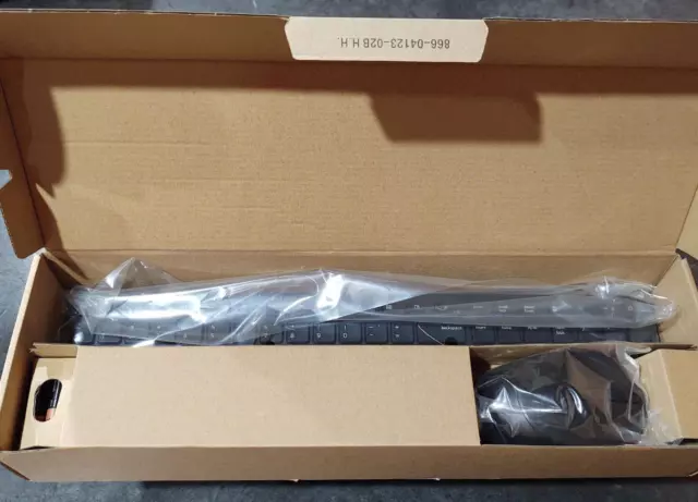 Dell KM5221W Wireless Combo Keyboard & Mouse