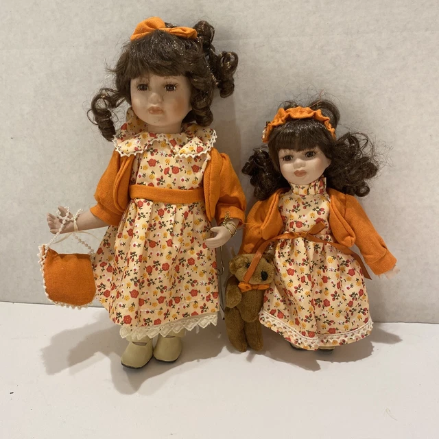 Heritage Signature Collect 2 SISTER DOLLS w/ COA MINT NIB Orange Dress Porcelain