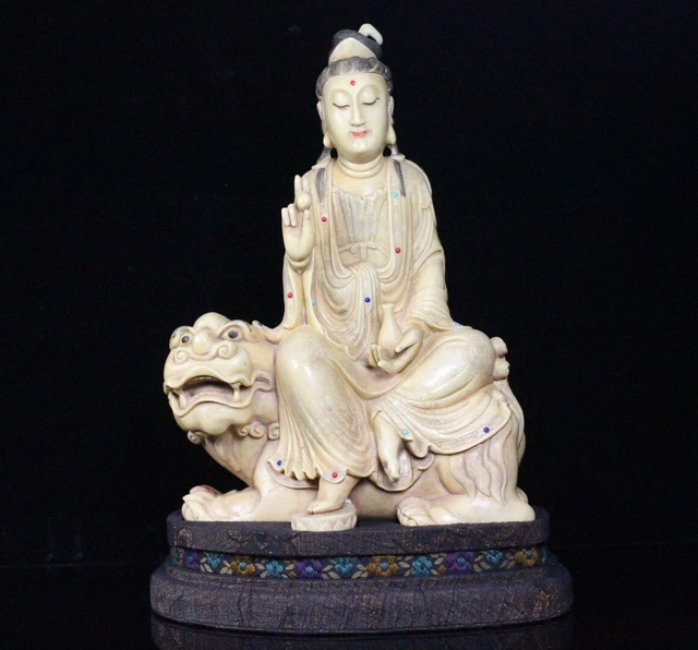 Chinese Exquisite Handmade Guanyin carving Shoushan Stone Statue