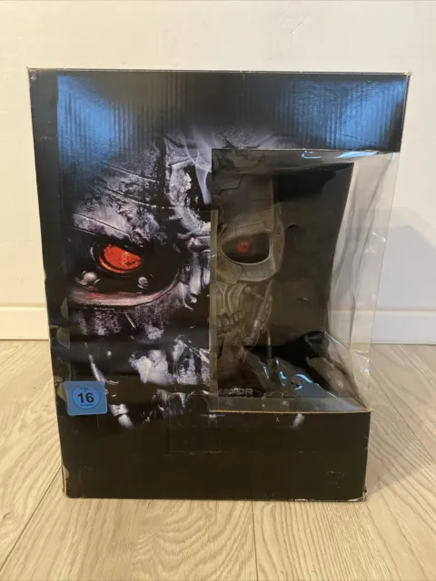 Terminator Salvation limited T-600 Skull Edition Blu-Ray