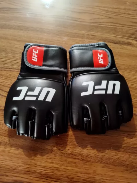 UFC Official Fight Gloves Ultimate Fighting Championship Black Mens Size L/XL