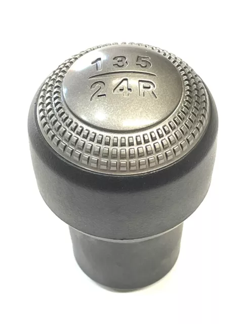 Genuine Hyundai Brand New Manual Gear Knob Suits Hyundai Getz 2002-2011