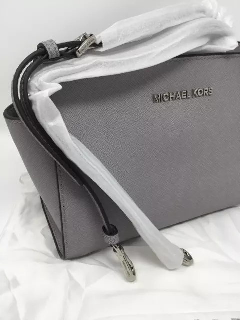 BNWT MICHAEL KORS Pearl gray Selma Medium Messenger Crossbody bag