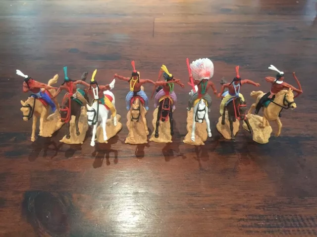 Timpo 2nd Series Mounted Indians - Complete Set - Wild West - 1970s