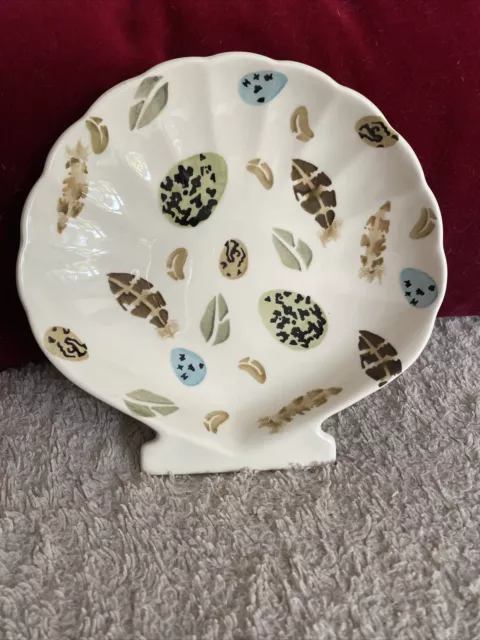 Emma Bridgewater New Feather Fluted Shell Shaped Shallow Dish/ Plate Limited Edt