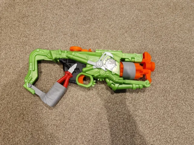Nerf Zombie Strike Toy Dart Gun Blaster - Green/Orange