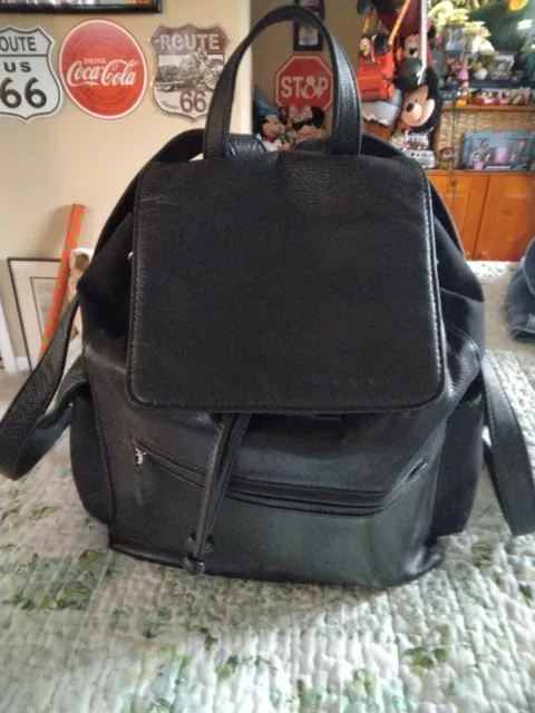 Fossil Vintage Leather Backpack Black Flap top Purse Cargo Bag Pockets