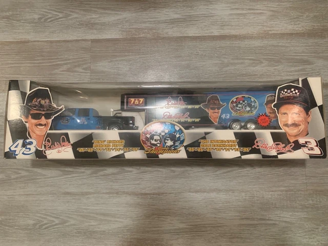 Richard Petty & Dale Earnhardt 7 & 7 truck and trailer limited edition die cast 