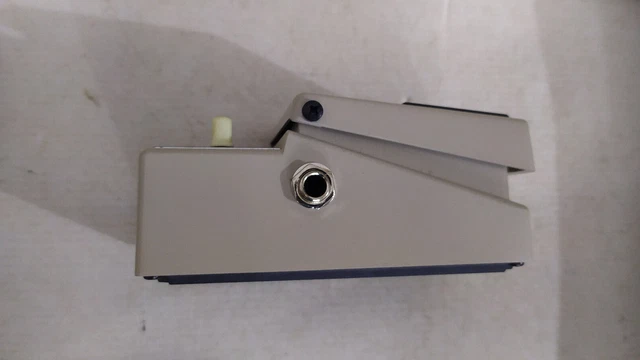 Boss GE-7 Graphic Equalizer Pedale equalizzatore grafico per chitarra 5