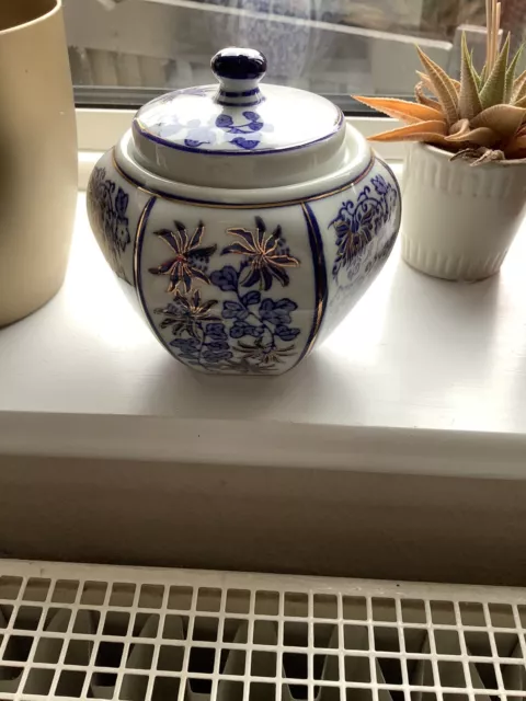 Oriental Style Blue and White Hexagonal Ginger Jar with Gilding. Great Condition