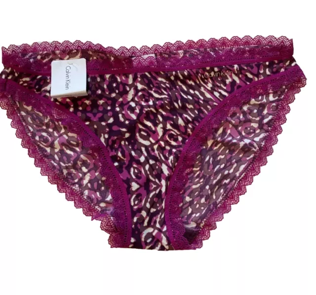 Calvin Klein Women's Lace-Trim Thong Underwear  Size Small Berry