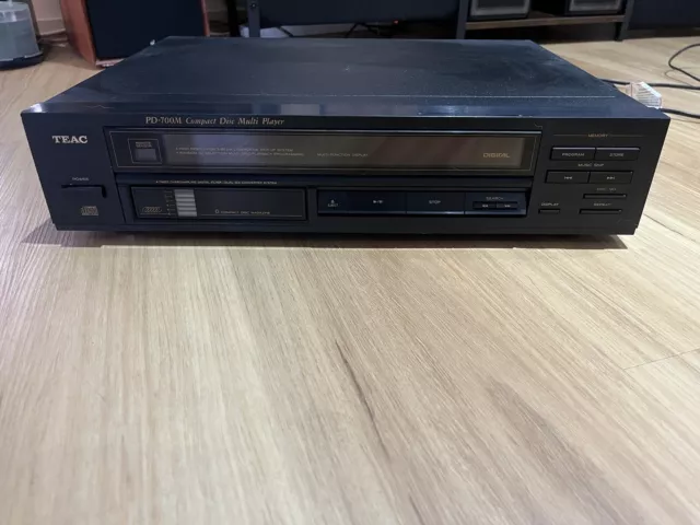 Teac PD-700M 6 Disc CD Player 6 Disc Magazine No Remote Works