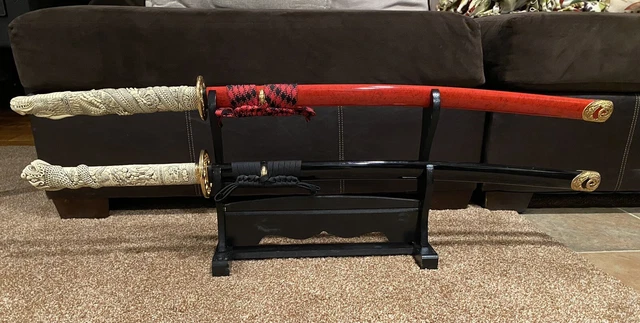 Highlander Swords Katanas From The Movies And The TV Series With Stand