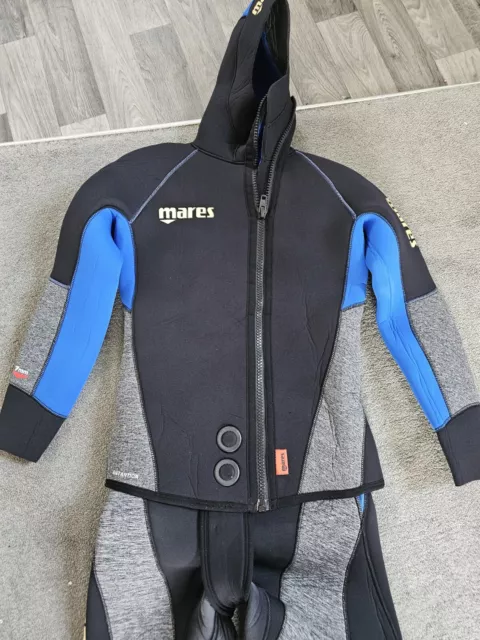 Mens 2 Piece 7mm Mares Semi Dry Suit Size 5