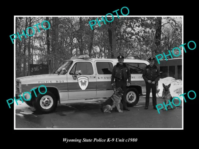 OLD POSTCARD SIZE PHOTO OF WYOMING STATE POLICE K-9 DOG UNIT c1980