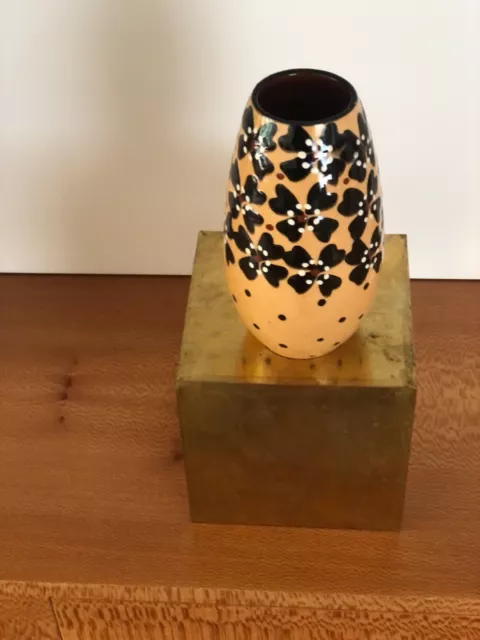 Karlsruher Majolika - Vase in Schlickermalerei - A. KUSCHE