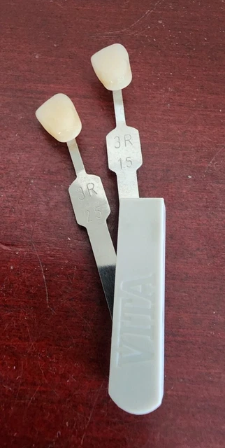 Vita Toothguide 3D- Master Shade Guide Replacement Parts(3R 1.5,3R 2.5)