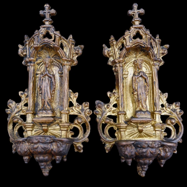Antica Coppia Di Acquasantiere In Bronzo Dorato 1800 Neo Gotico Madonna Chiesa