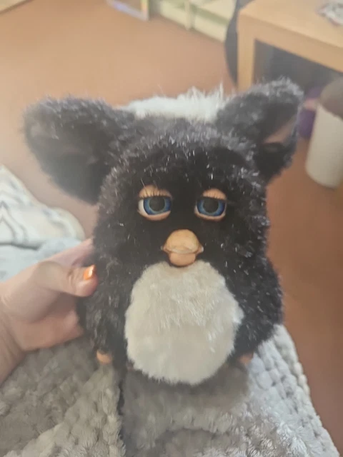 Rare furby 2005 eyes yellow tiger electronics hasbro ref 59294