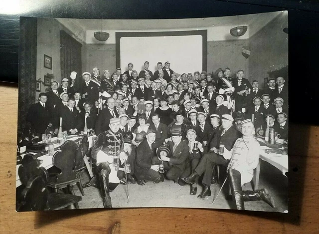 TWV / Burschenschaft Rhenania Strelitz - Stiftungsfest Kneipe 1924 / Foto