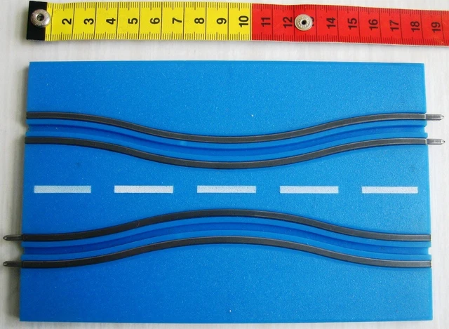 Grand Racing Speedking x1 Chicane Track 4.5" VTG slot car road racing toy game