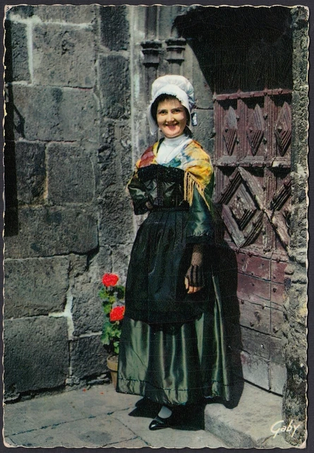 AA5785 France - L'Auvergne - Pastourelle De Le Bourrée D'Aurillac - Postcard