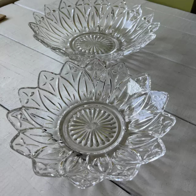 Vintage Federal Glass Clear Petal Pattern 10" and 8" Serving Bowls Set Of 2 EUC