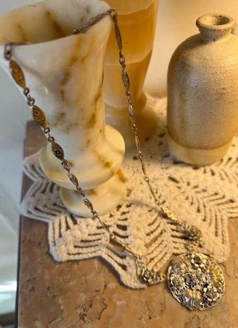 Collier Art Déco En Argent 925 Avec Marcassites - Bijou Ancien Poinçonné, Occasion En Bel état, Style Déclaration