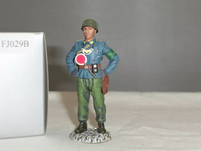 Thomas Gunn Fj029B German Fallschirmjager Military Police Mp Normandy Figure