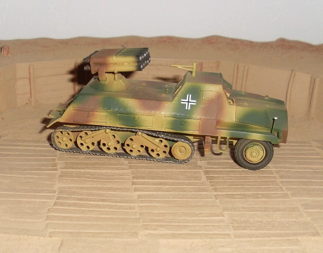Lot De 7 Miniatures Militaires : 3 Dinky Toys + 4 Solido - Métal - Années 60