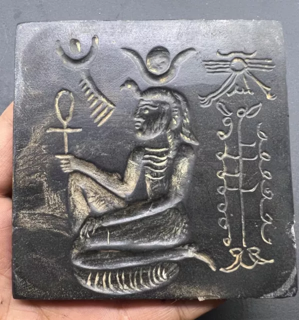 Unresearched Ancient Egyptian Art Old King With Cross Lago On Hand Story Tile Pa