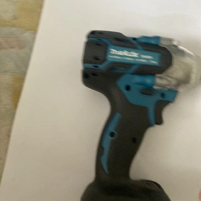 makita impact wrench 18v