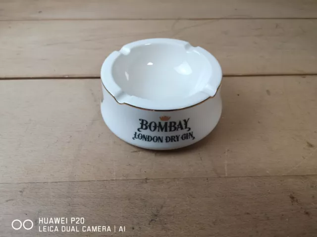 Ashtray Advertising Bombay London Dry Gin