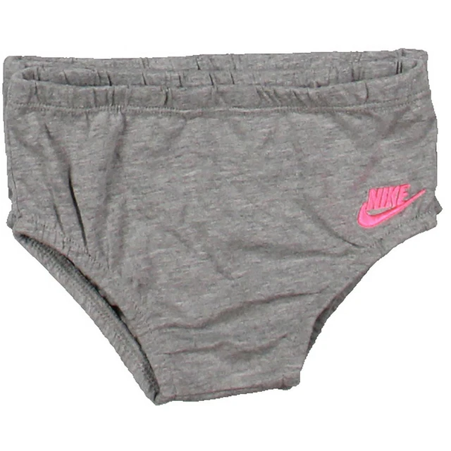 Nike Gray 2 Pc Newborn girls Pull On Diaper Cover 6M BHFO 9715