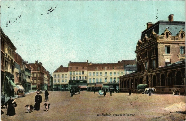 CPA Nord ROUBAIX Place de la Liberté (983993)