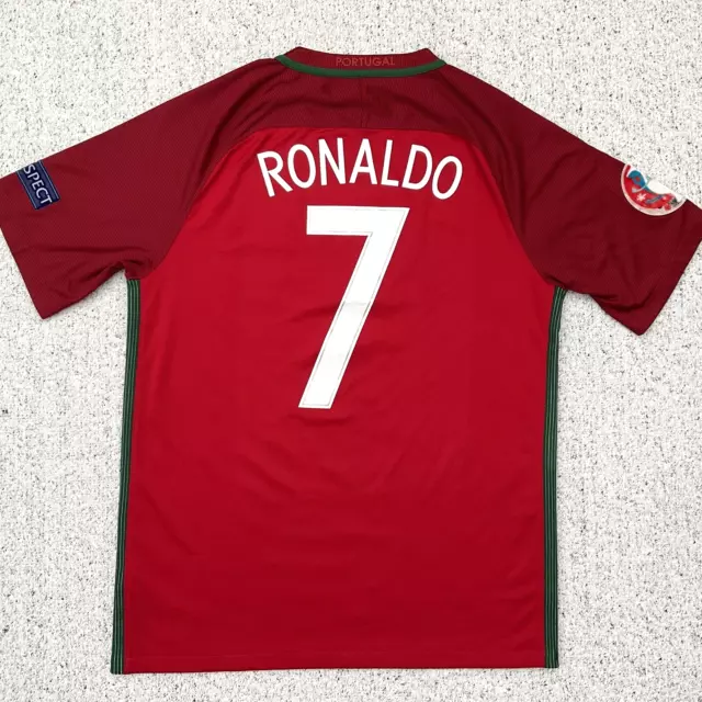 AUTHENTIC PORTUGAL 2016-17 HOME FOOTBALL SHIRT MEDIUM ADULT (V GOOD) RONALDO No7