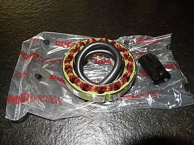 DUCATI 944 st2 lichtmaschine lima alternator stator new org . nur st2 neu